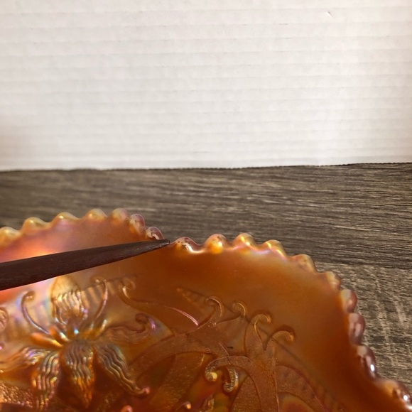 Antique Northwood Iridescent Marigold Wishbone Footed Glass Bowl - Picture 11 of 14
